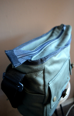 Helsinki - Morral de Gabardina - Verde Seco