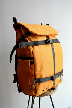 Modelo Raseborg - Color Naranja - comprar online