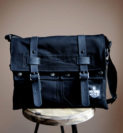 Helsinki - Morral de Gabardina - Black