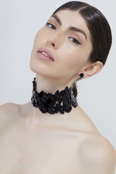 Collar Kate Leaves Choker Asymmetric- Gargantilla - Total Black en internet