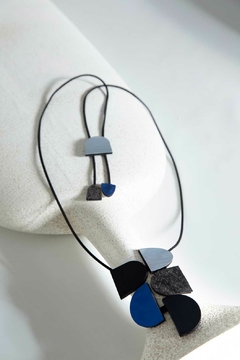 Collar Sophie's Vision Vertical - Plata/ Negro/ Peltre/ Azul
