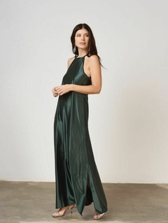 VESTIDO HALTER SEDA VERDE BOTELLA - Enbabia