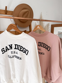 Buzo frizado bordado San Diego - comprar online