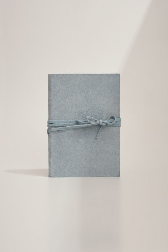 Cuaderno cuero y gamuza chico 13x17cm "Amigote" - comprar online
