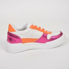 Sneakers Blanco con Puntera Fucsia en internet