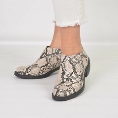 Texana Donatella Beige y Negro - PRANA Zapatos