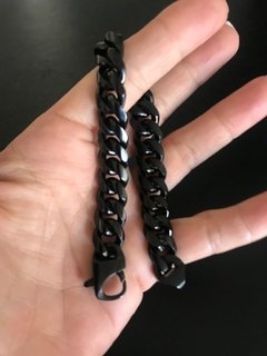 Pulsera Negra Semi Opaca - comprar online