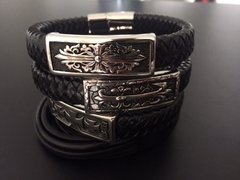 *Pulsera Cuero trenzado y Escudo HD con alas - CO&CO Joyeria & Diseño