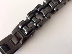 Imagen de Pulsera NEGRA cadena de moto