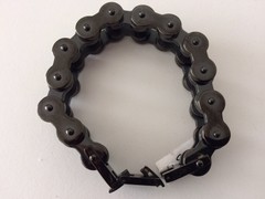 Pulsera NEGRA cadena de moto