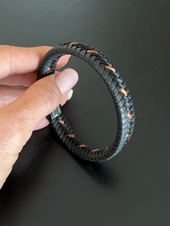 *Pulsera NEGRA TEJIDA en internet