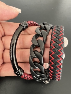 *Pulsera NEGRA & ROJA CUERO TRENZADO - comprar online