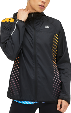 CAMPERA IMPERMEABLE MUJER NEW BALANCE REFLECTIVE ACCELERATE (WJ21227BM)