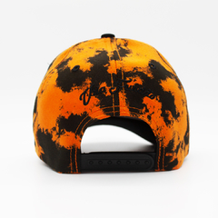 BONÉ TYE DYE LARANJA E PRETO ABA CURVA - loja online