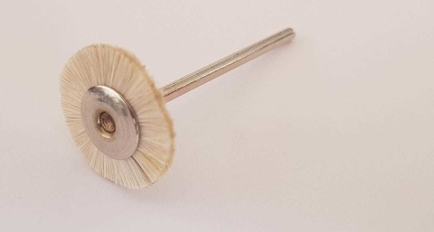 cepillo nylon montado cerdas. blanco x 1 unidad