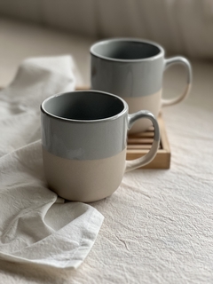 Mug Taza Gris con Base Beige - Linea Gante - comprar online