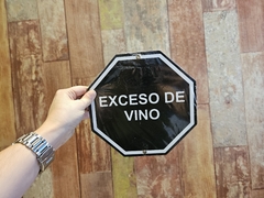 Chapa 20x20 Exceso de vino