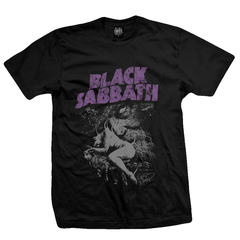 Remera Black Sabbath - God is Dead