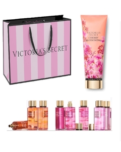 Victoria's Secret Cherry Blossoming Fragrance Body Lotion 236 ml - comprar online