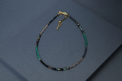 Art.2303 Collar corto Colette verde ingles gold.