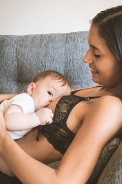 Corpiño maternal "BRISA ENCAJE" - comprar online