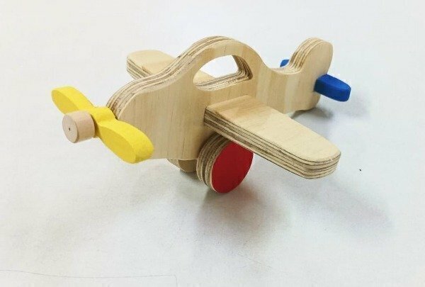 Avion de Madera Comprar en Juguetes Universales
