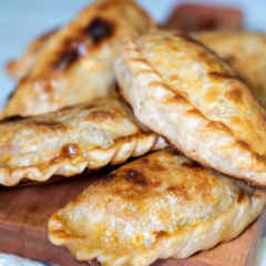 Empanadas de seitán (6u) - VEGETALÍA Carnes Veggies