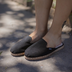 SLIPPERS 2168 GAMUZA BLACK