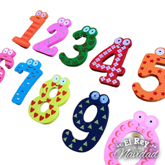 Set de 52 Letras y 20 Números de madera con iman - comprar online