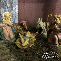 Pesebre con Cabaña 30x20cm, incluye 7 figuras de 10cm en internet