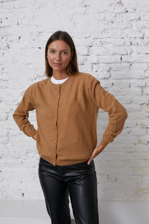 Cardigan de Bremer Camel Comprar en Sweaters Romano