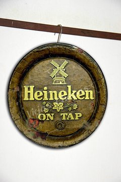 BO-006 Heineken Barril