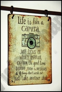 fr-028 Life is like a camera