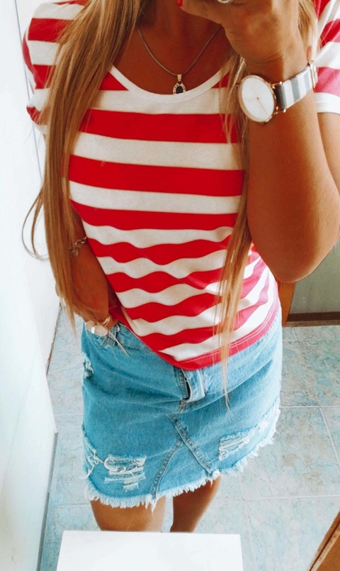 Remera rayada cheap roja y blanca