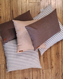 Promo Pack n,47 de almohadones decorativos sustentables con funda - FENIX manufactura de muebles