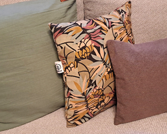 Promo Pack n,30 de almohadones decorativos sustentables con funda en internet