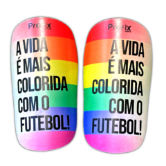 Caneleira - A Vida é Mais Colorida Com o Futebol