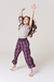 Conjunto de Pijama dos Piezas Pantalón Escocés y Remera Corta con Aplique en la Manga Kids
