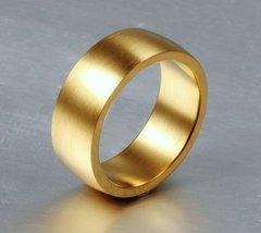 Aliança escovada 8mm banhada a ouro 18k