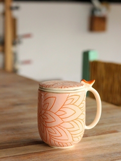 taza flor de loto rosa con tapa y colador - comprar online