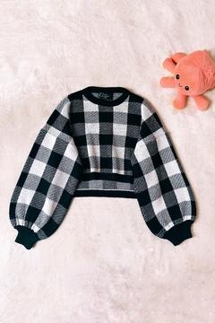 Sweater crop nieve negro