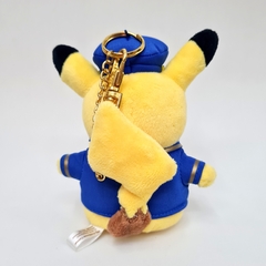 Peluche Mascot Pokemon Pikachu Uniforme Tokyo Station Pokemon Center Japón 2015 - comprar online