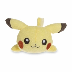 Peluche Pokemon Pikachu Comfy Cuddlers Pokemon Center - comprar online