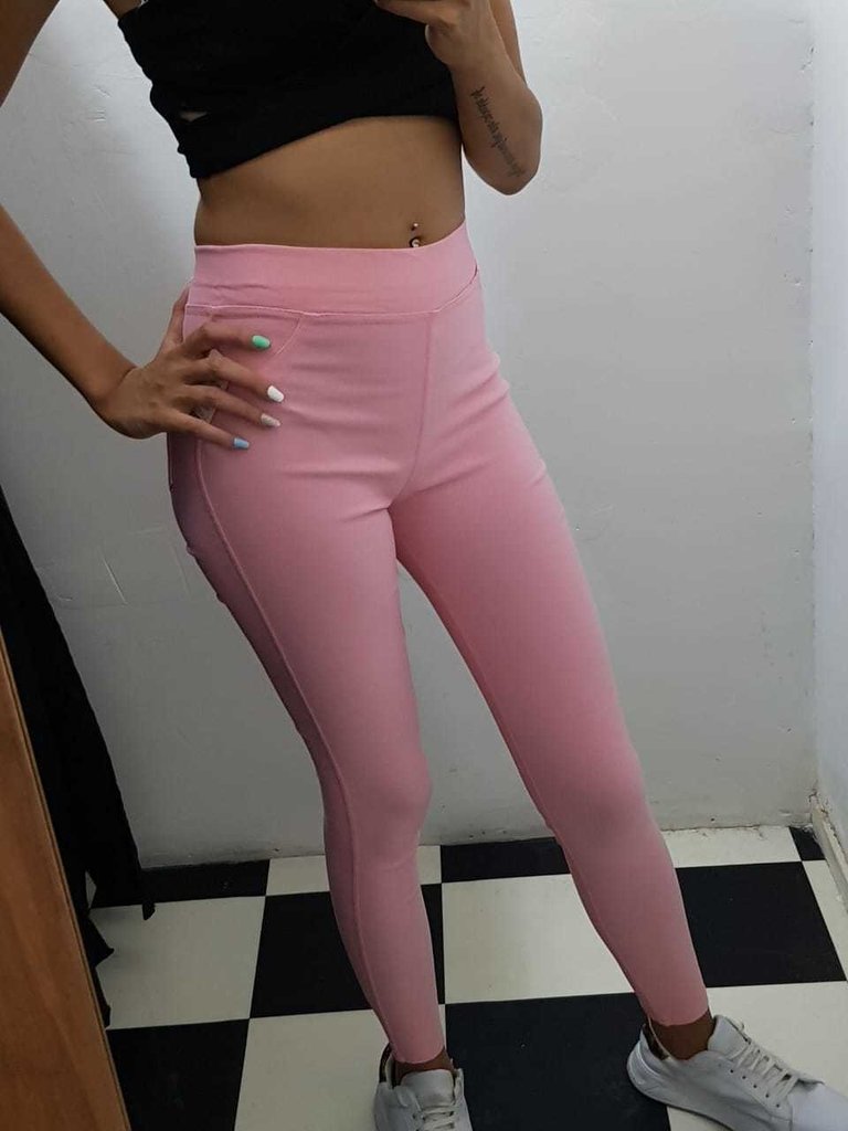 Pantalones de bengalina por mayor en flores sales