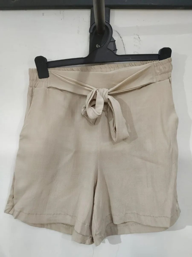 Short de lino con lazo sales