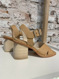 SANDALIA FLOREN SUELA - comprar online