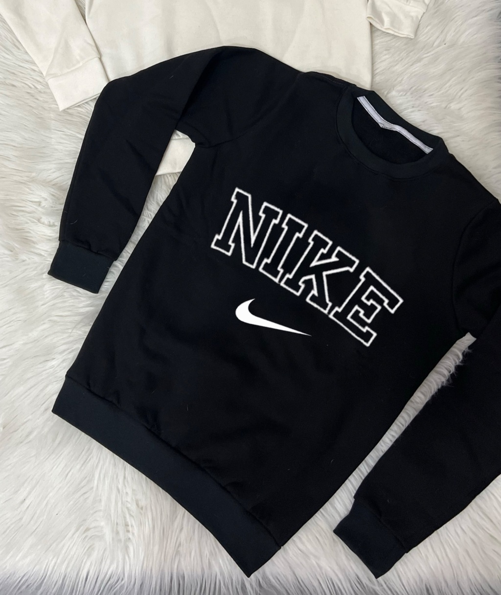 Buzo nike online cuello redondo