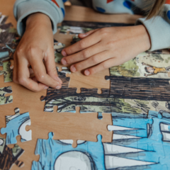 Puzzle 100 piezas Olga En El Bosque - Liniers - comprar online