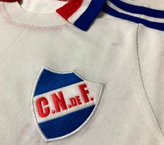 Camisa Nacional do Uruguai Retro Anos 80 + Brinde Exclusivo na internet