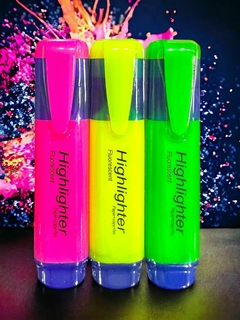 SET X 3 RESALTADORES FLUOR